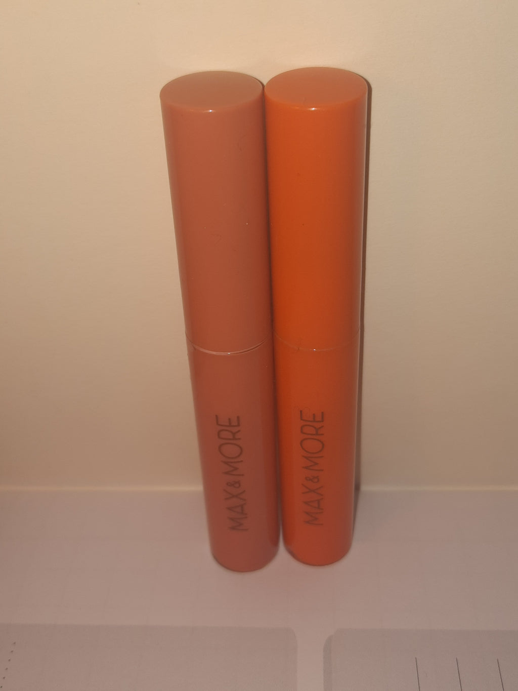 Max & more.                                High Gloss Lip Balm.